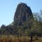 Pedra do Canto, localiza-se na Fazenda do Canto, cerca de 20 km do município de Unaí MG. Tem uma altura aproximada de 150 metros e largura 100 metros e sua composição é de calcário.